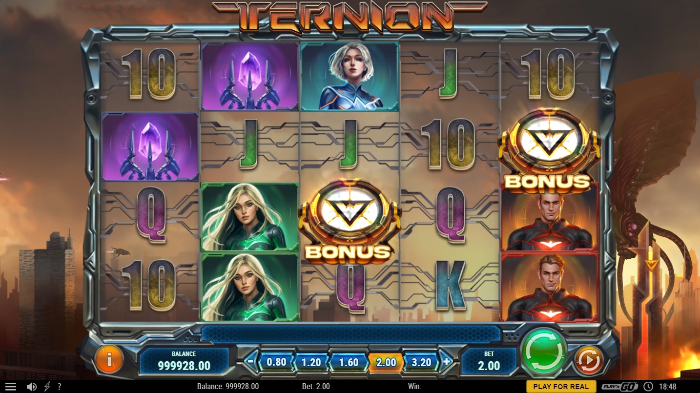 Ternion, Base slot game
